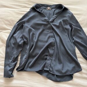 H&M Elegant Gray Button Down Shirt